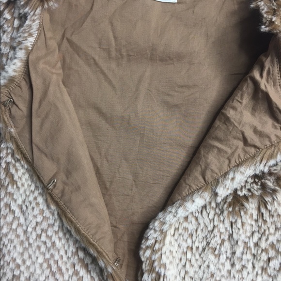 Dylan Faux Fur Vest size XS - Picture 10 of 12